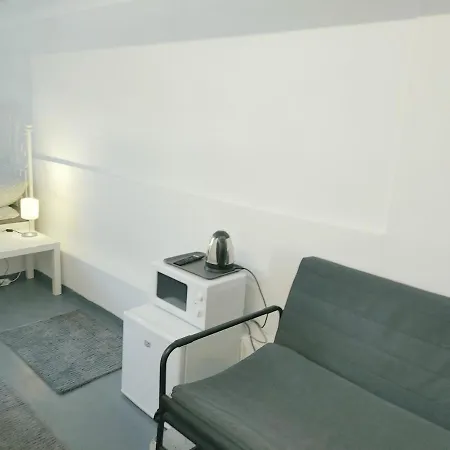 Sleepover Center Guestrooms Penzion 3*