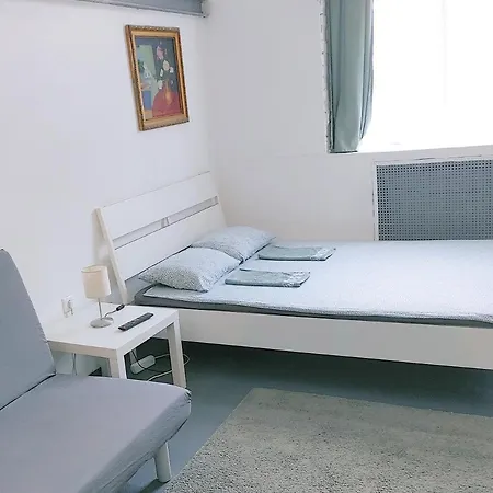 Penzion Sleepover Center Guestrooms 3*