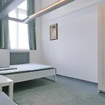 Sleepover Center Guestrooms بيت ضيافة بودابست