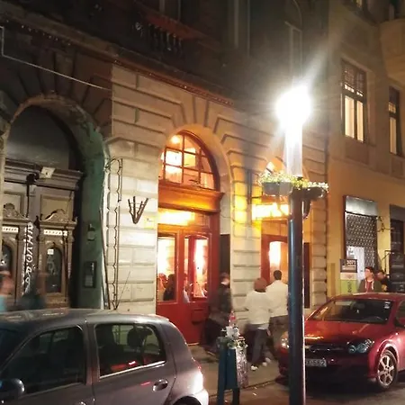Sleepover Center Guestrooms Budapeste