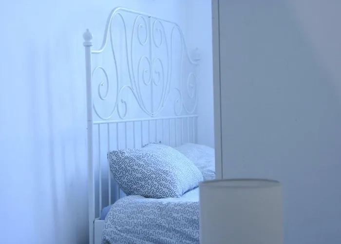Sleepover Center Guestrooms Casa de hóspedes 3*